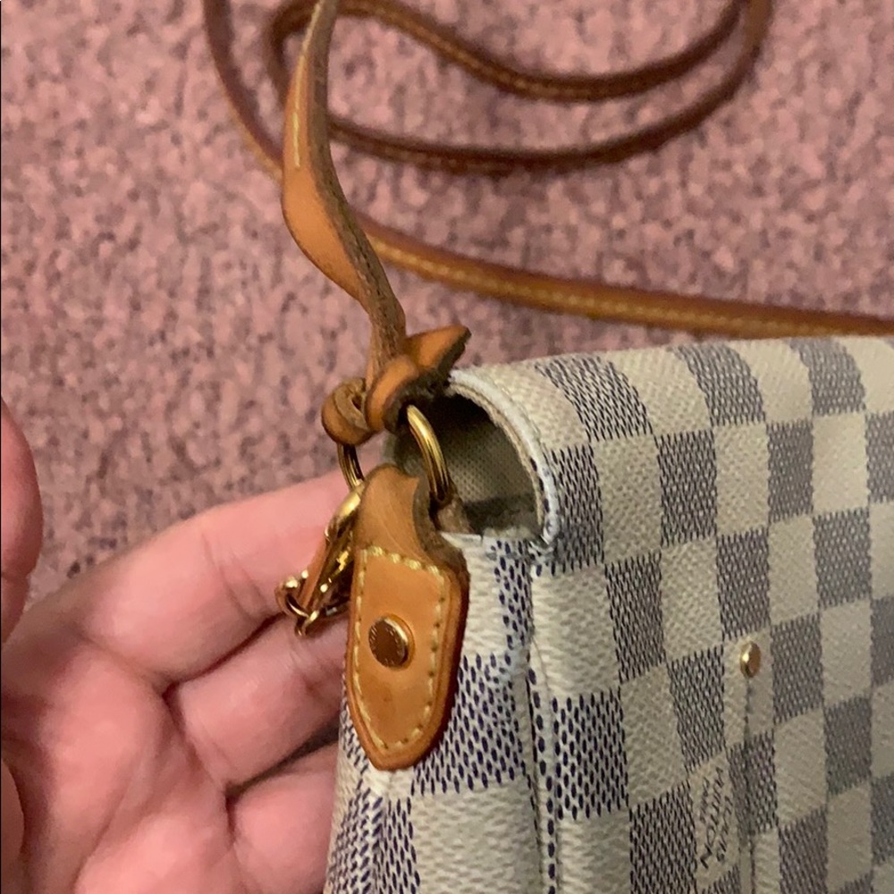 Louis Vuitton Favorite MM Damier Azur - Picture 5 of 8
